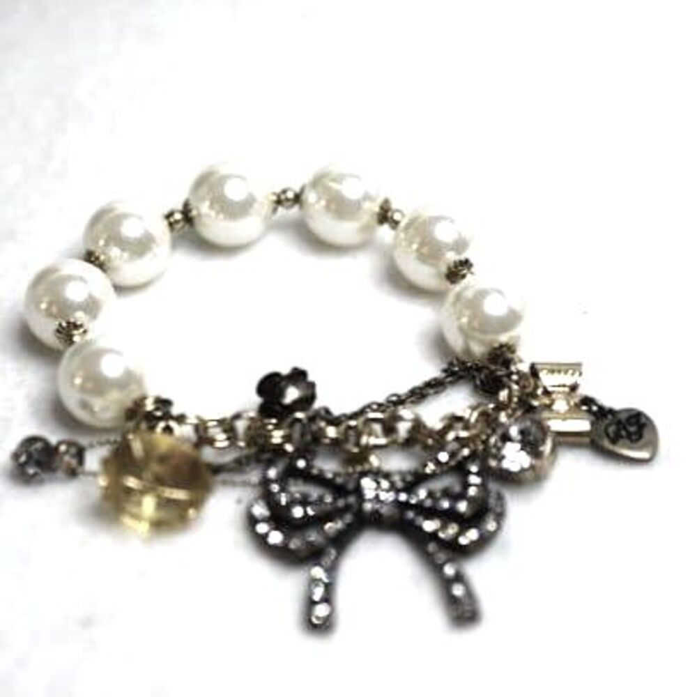 Betsey Johnson Faux Pearl Rhinestone Crystal Charm Gold Tone Stretch 6" Bracelet
